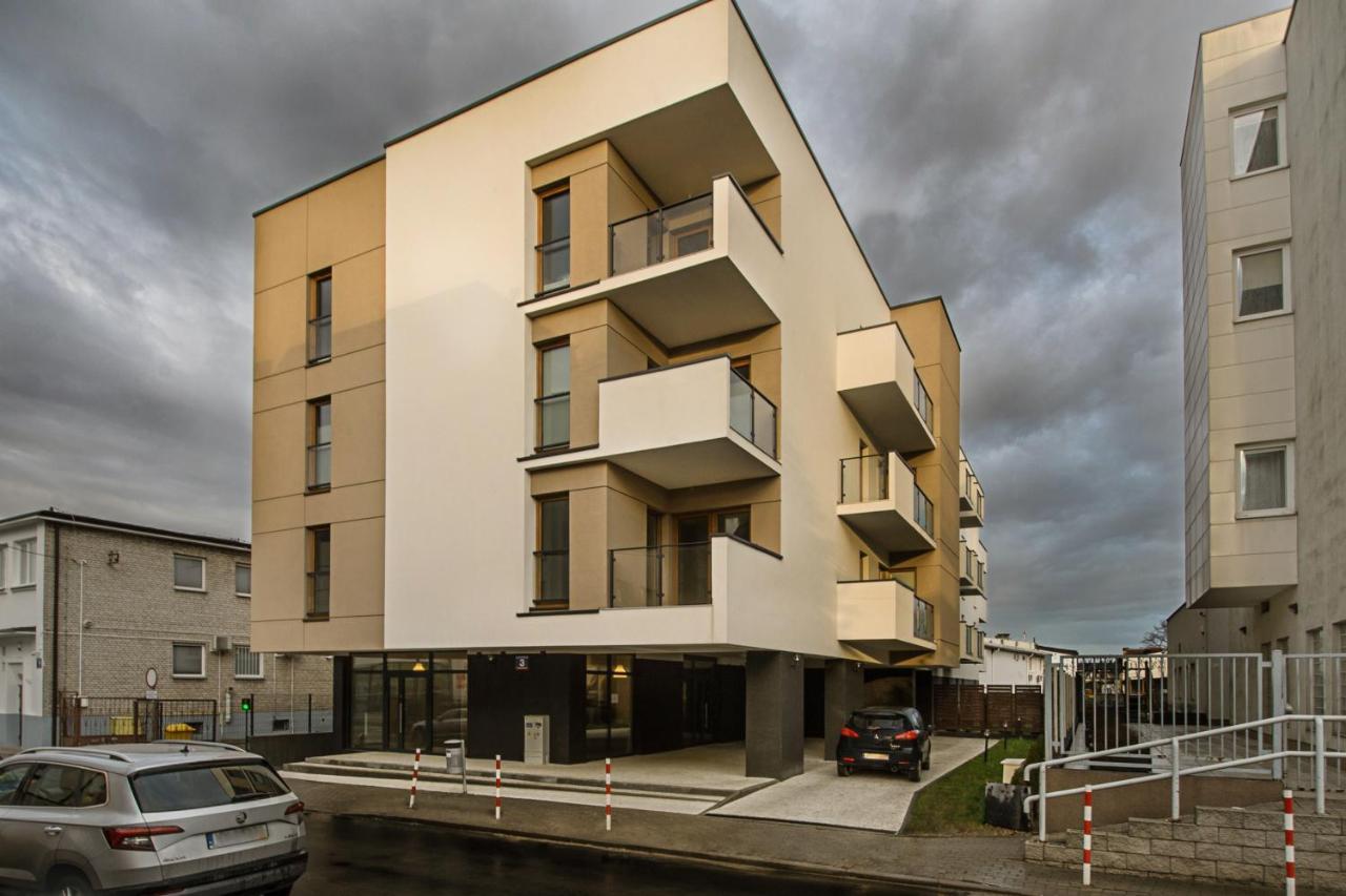 Apartamenty Centrum M - Komfortowe Noclegi Piaseczno  Kültér fotó